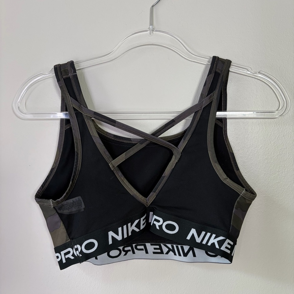 Nike Pro Swoosh Camo Print Sports Bra - Picture 3 of 8